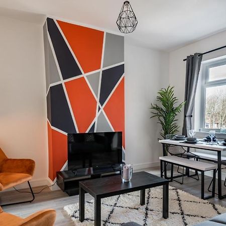 Hopetown Apartment-Modern 2 Bed With Free Parking Normanton  Exterior photo